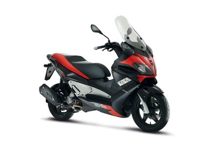 Aprilia SR-Max 300ie 2012