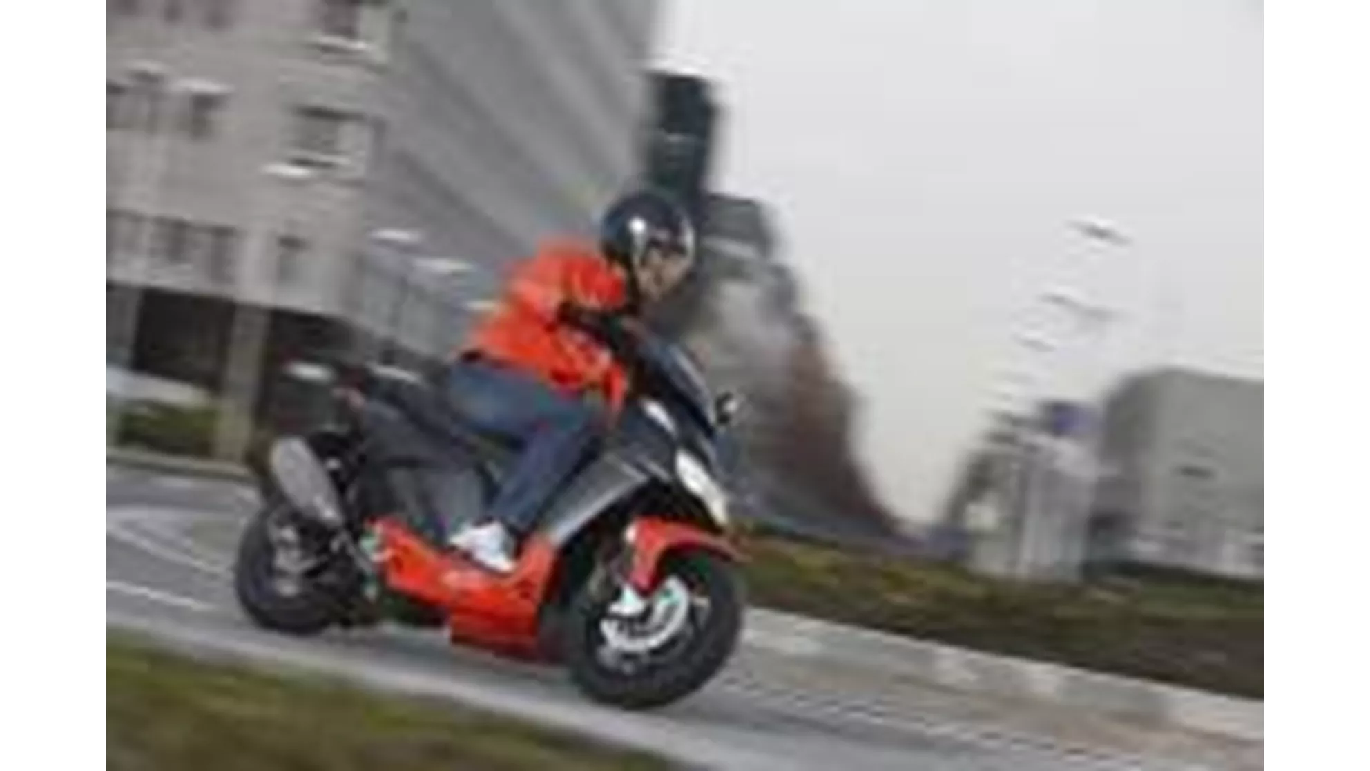 Aprilia Sportcity 300 Cube Special - Image 3 Aprilia Sportcity 300 Cube Special - Image 3