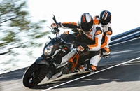 KTM 990 Super Duke R 2013 - Bild 7 KTM 990 Super Duke R 2013 - Bild 7