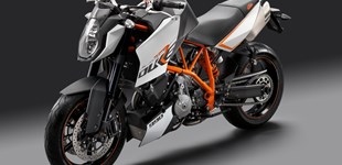 KTM 990 Super Duke R 2013 vs KTM 1390 Super Duke R EVO 2025