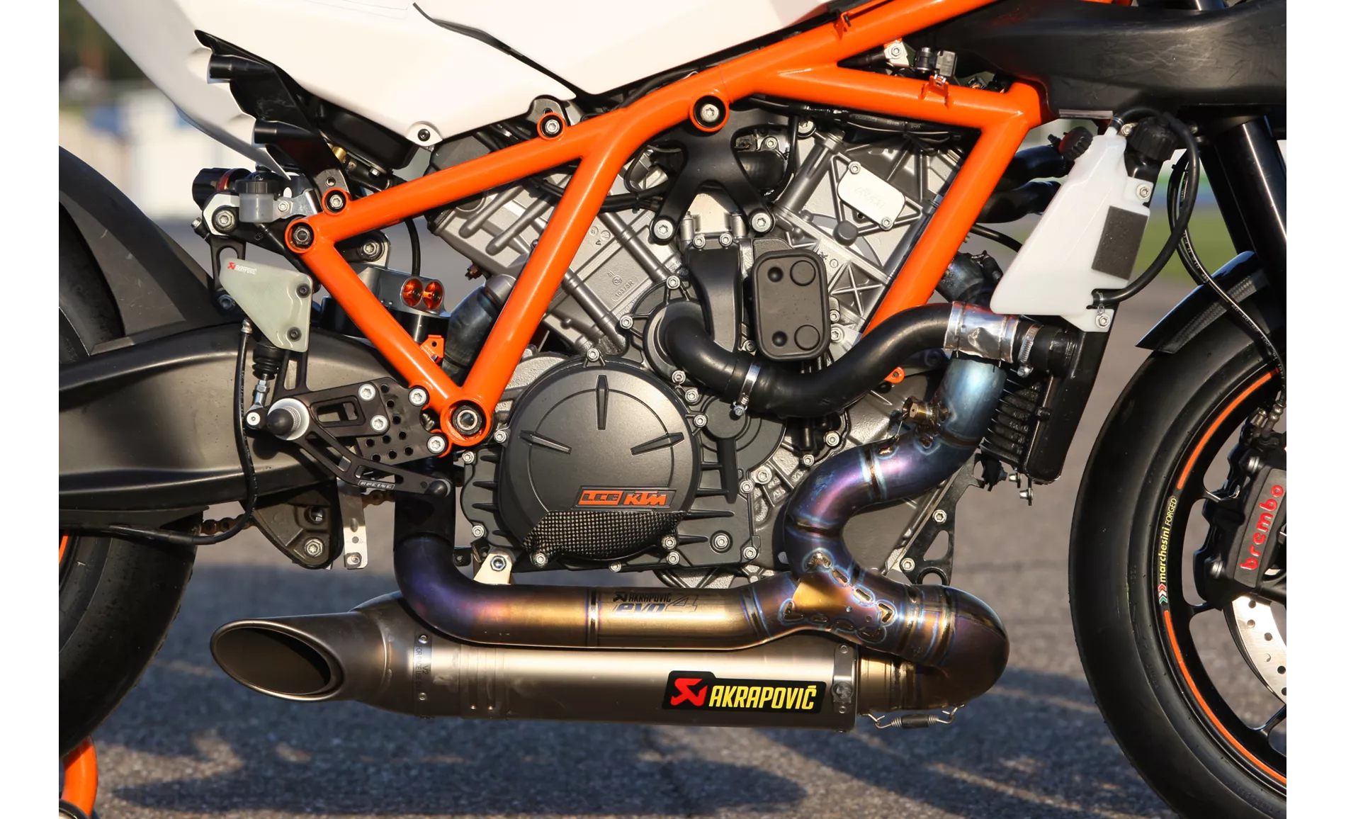 KTM 1190 RC8 R Track 2013