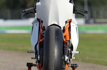 KTM 1190 RC8 R Track 2013 - Bild 7 KTM 1190 RC8 R Track 2013 - Bild 7