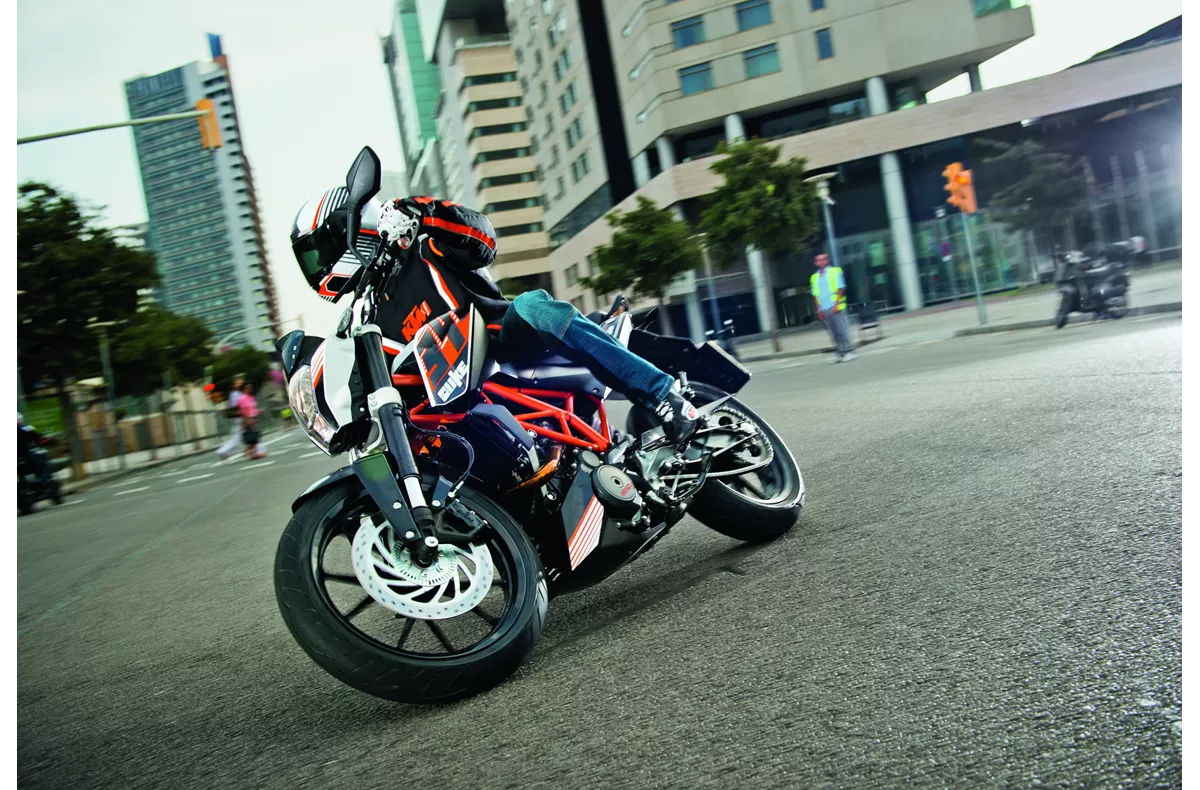 KTM 390 Duke KTM 390 Duke