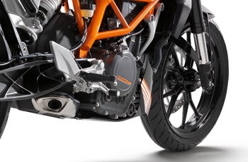 KTM 390 Duke 2013 - Bild 11 KTM 390 Duke 2013 - Bild 11