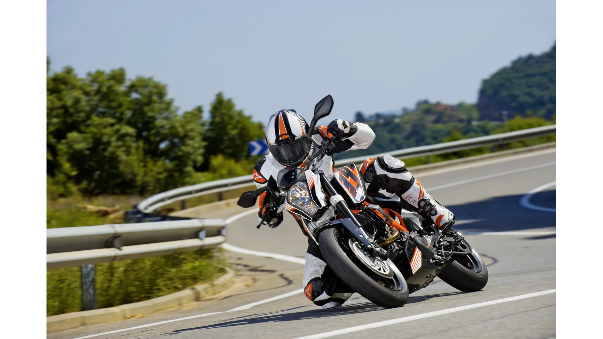 KTM 390 Duke - Image 10 KTM 390 Duke - Image 10