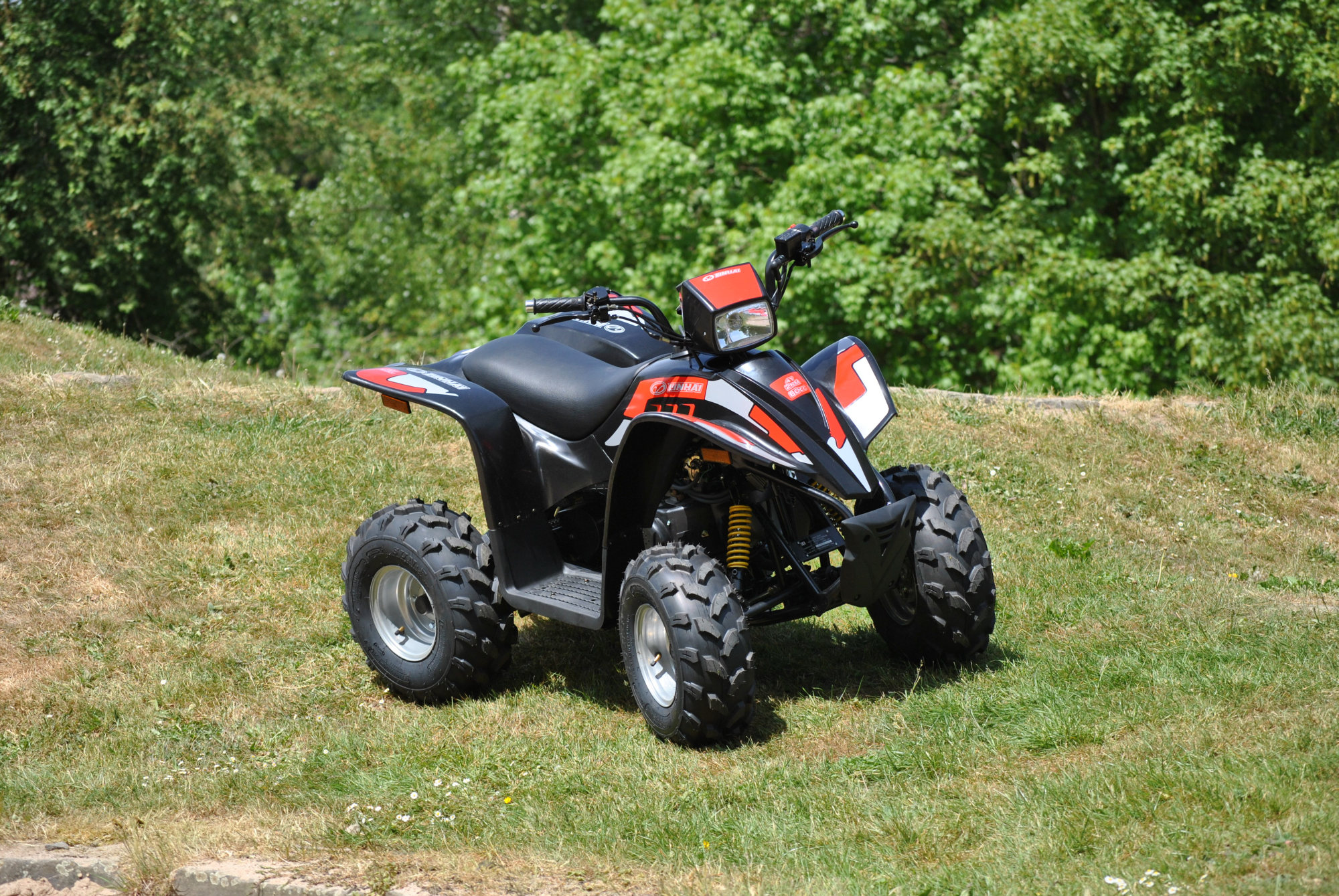 Linhai 80 CE - Obrázek 1