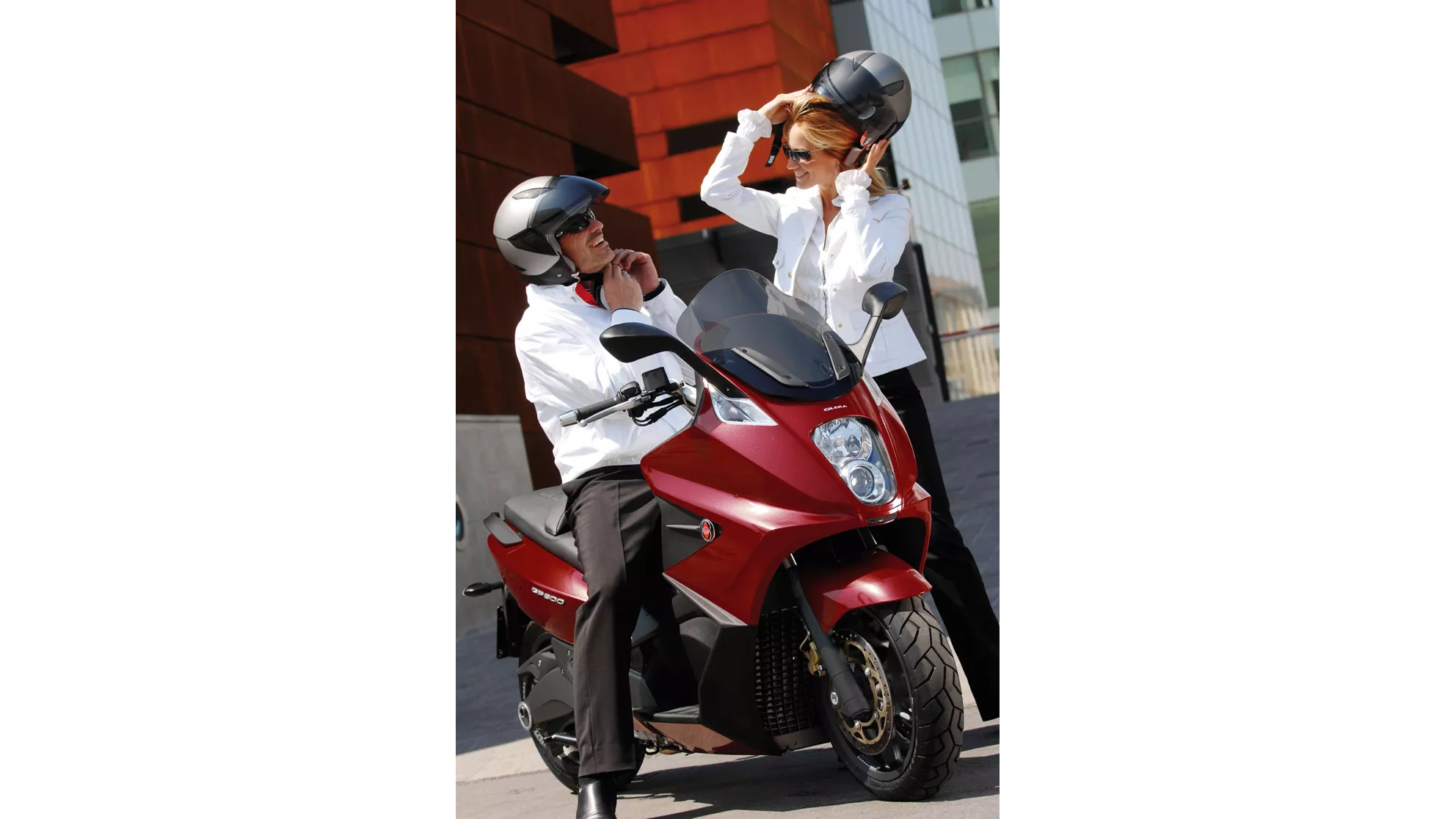 Gilera GP 800 - Image 2 Gilera GP 800 - Image 2