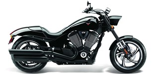 Victory Hammer 8-Ball 2013 vs Indian Chief Dark Horse 2021