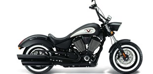 Victory High-Ball 2013 vs Harley-Davidson Sportster XL 1200NS Iron 2020