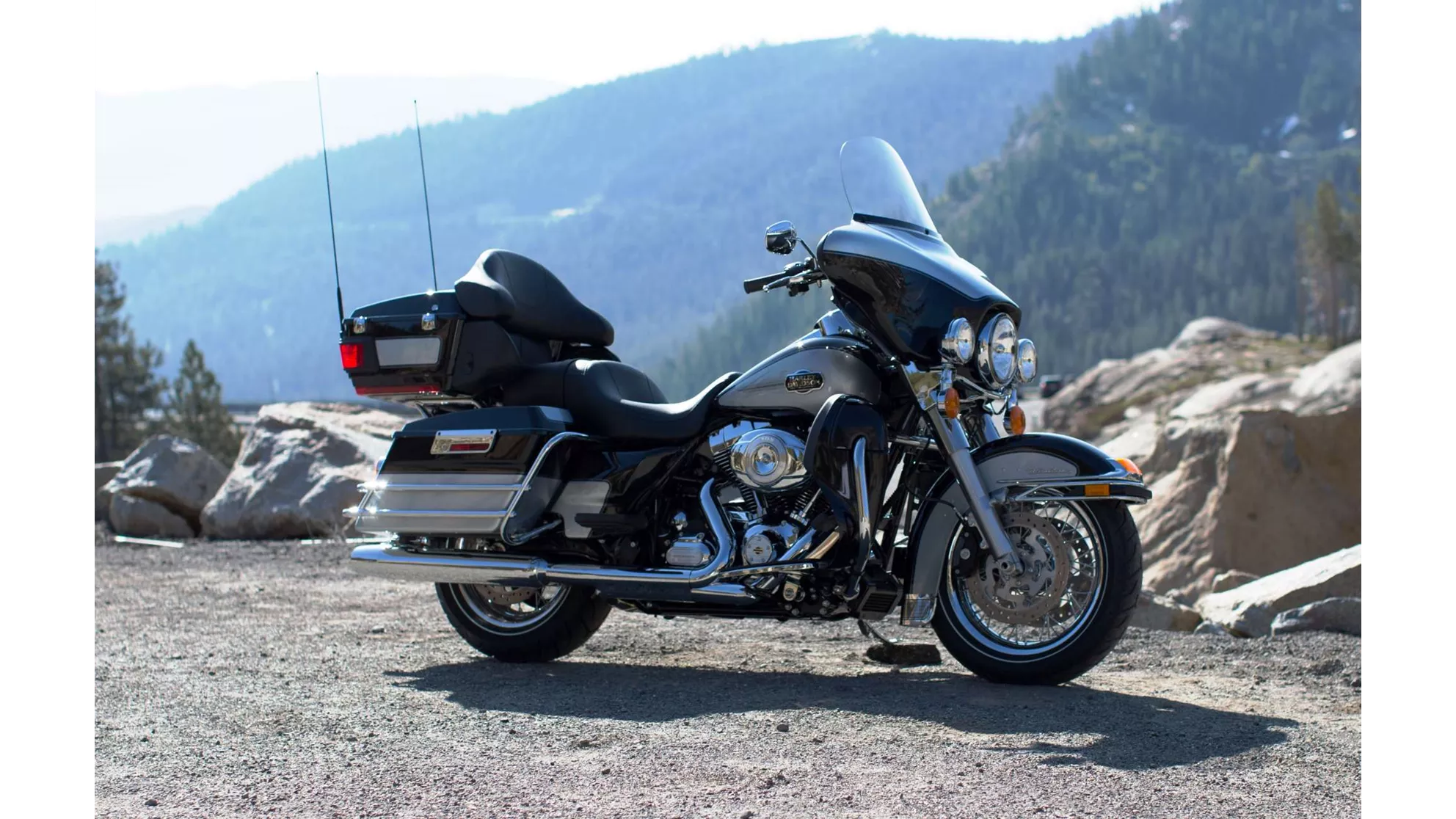 Harley-Davidson Electra Glide Classic FLHTC - Image 1 Harley-Davidson Electra Glide Classic FLHTC - Image 1