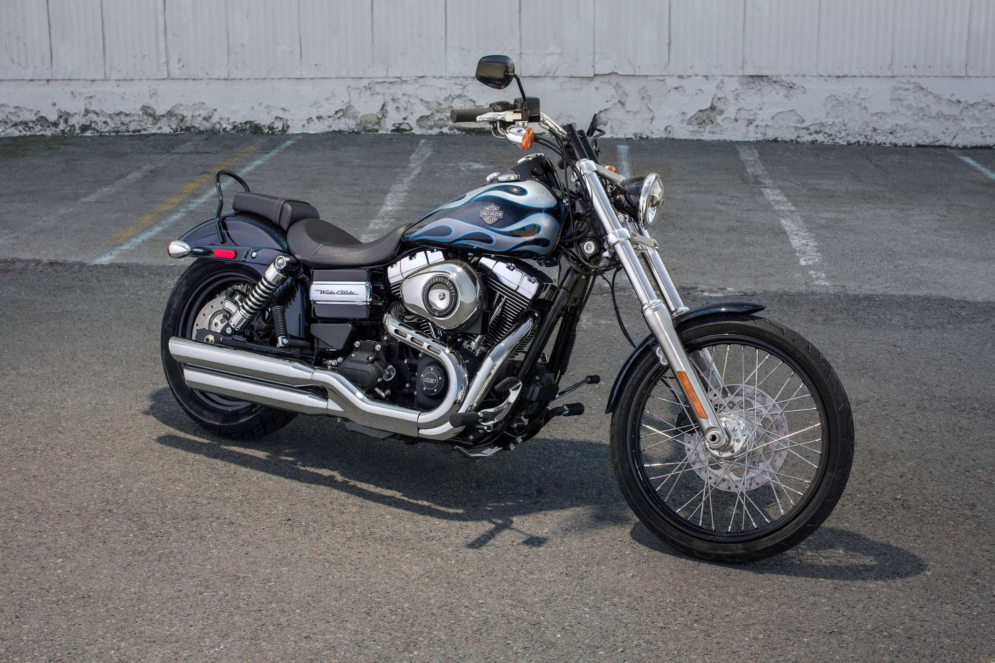 Motorrad Vergleich Harley-Davidson Dyna Wide Glide FXDWG ...