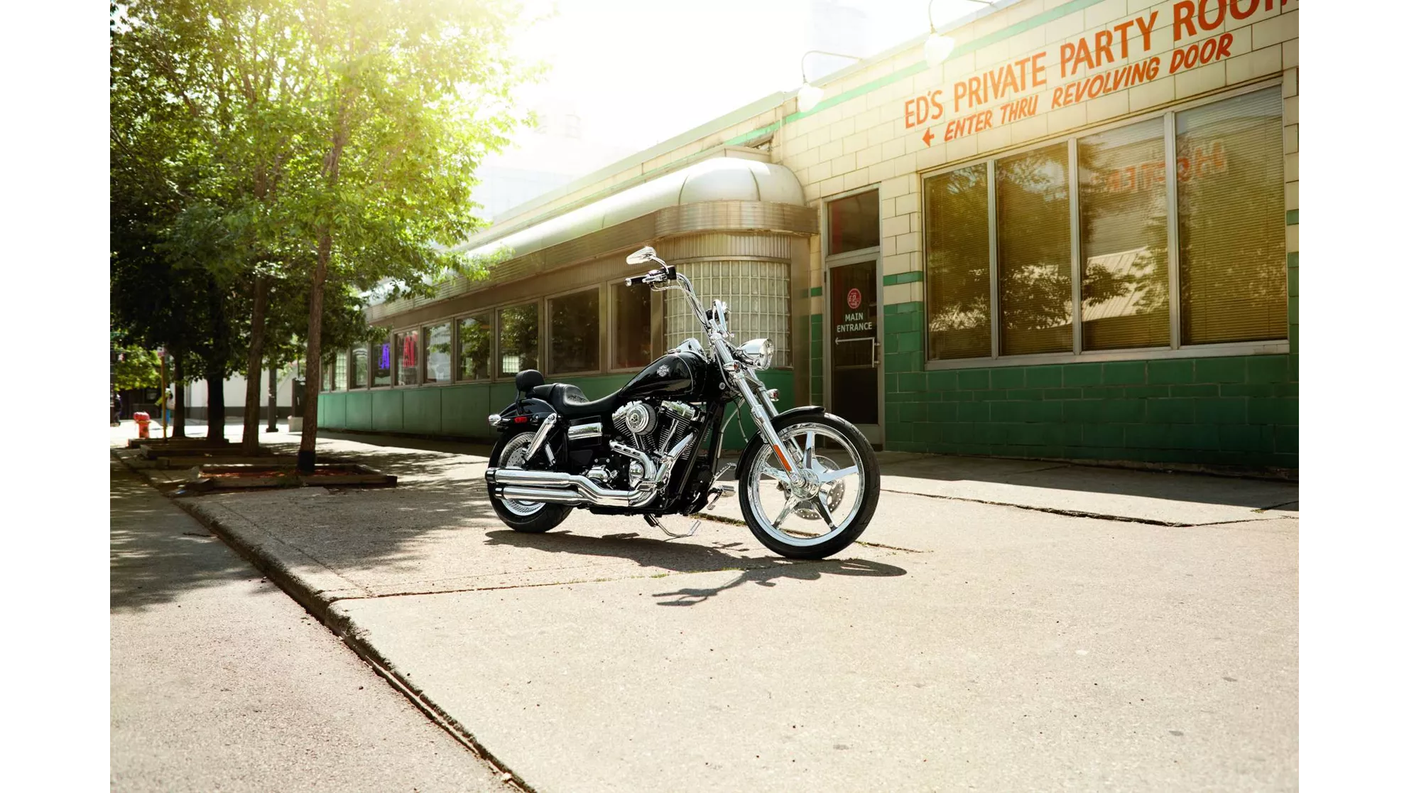 Harley-Davidson Dyna Wide Glide FXDWG - Image 2 Harley-Davidson Dyna Wide Glide FXDWG - Image 2