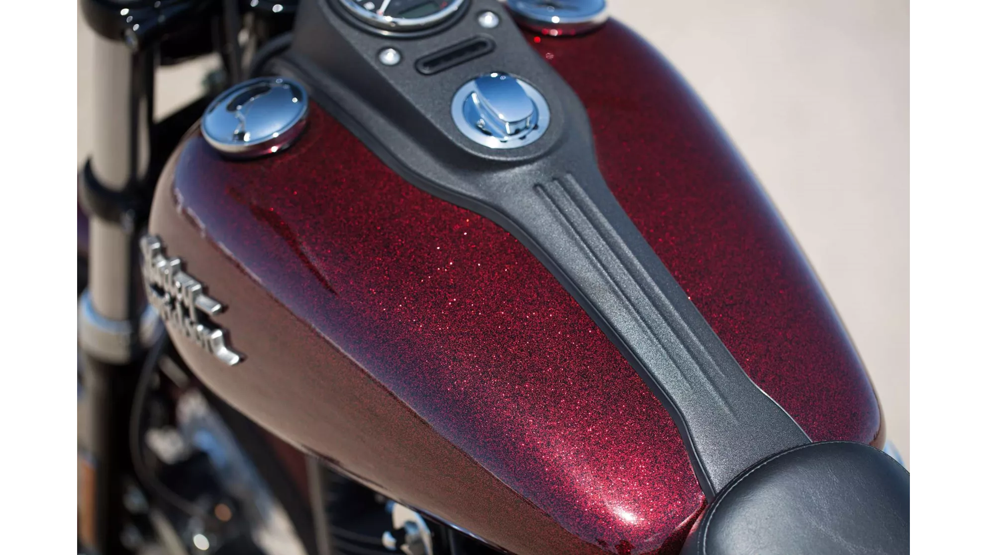 Harley-Davidson Softail Deluxe FLSTN - Image 7 Harley-Davidson Softail Deluxe FLSTN - Image 7