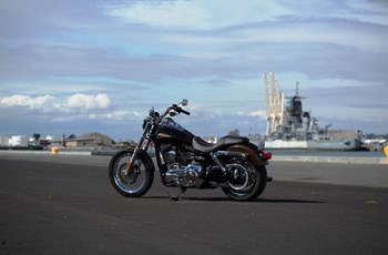 Harley-Davidson Dyna Super Glide Custom FXDC 2013 - Bild 3