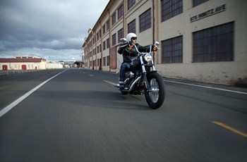 Harley-Davidson Dyna Street Bob FXDB 2013 - Bild 7 Harley-Davidson Dyna Street Bob FXDB 2013 - Bild 7