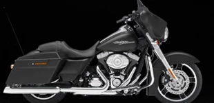 Harley-Davidson Street Glide FLHX 2013 vs Moto Guzzi California 1400 Touring 2013 Harley-Davidson Street Glide FLHX 2013 vs Moto Guzzi California 1400 Touring 2013