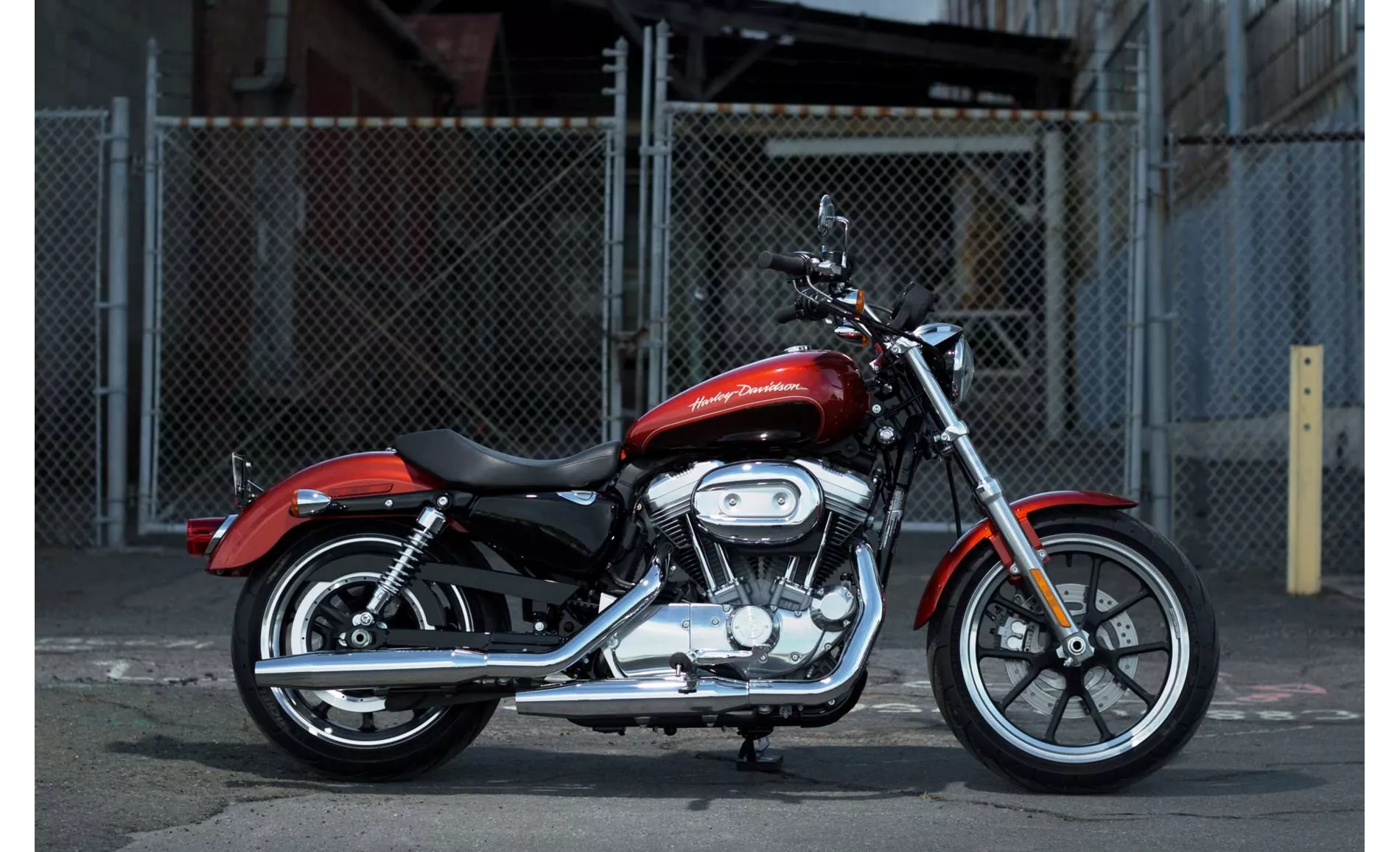 Harley-Davidson Sportster XL 883 L SuperLow 2013