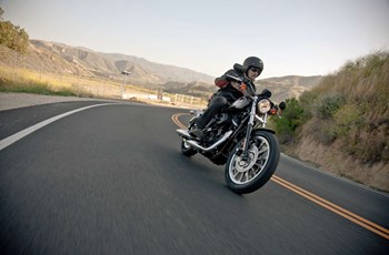 Harley-Davidson Sportster XL 883 R Roadster 2013 - Bild 5