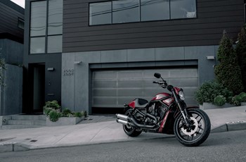 Harley-Davidson Night Rod Special VRSCDX 2013 - Bild 3 Harley-Davidson Night Rod Special VRSCDX 2013 - Bild 3
