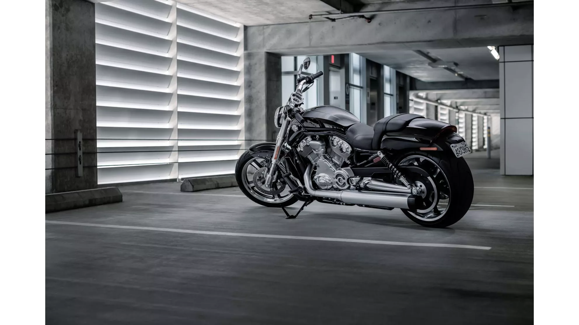 Harley-Davidson V-Rod Muscle VRSCF - Image 2 Harley-Davidson V-Rod Muscle VRSCF - Image 2