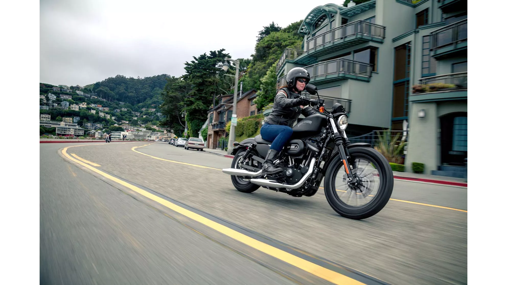 Harley-Davidson Sportster XL 883 N Iron - Image 3 Harley-Davidson Sportster XL 883 N Iron - Image 3