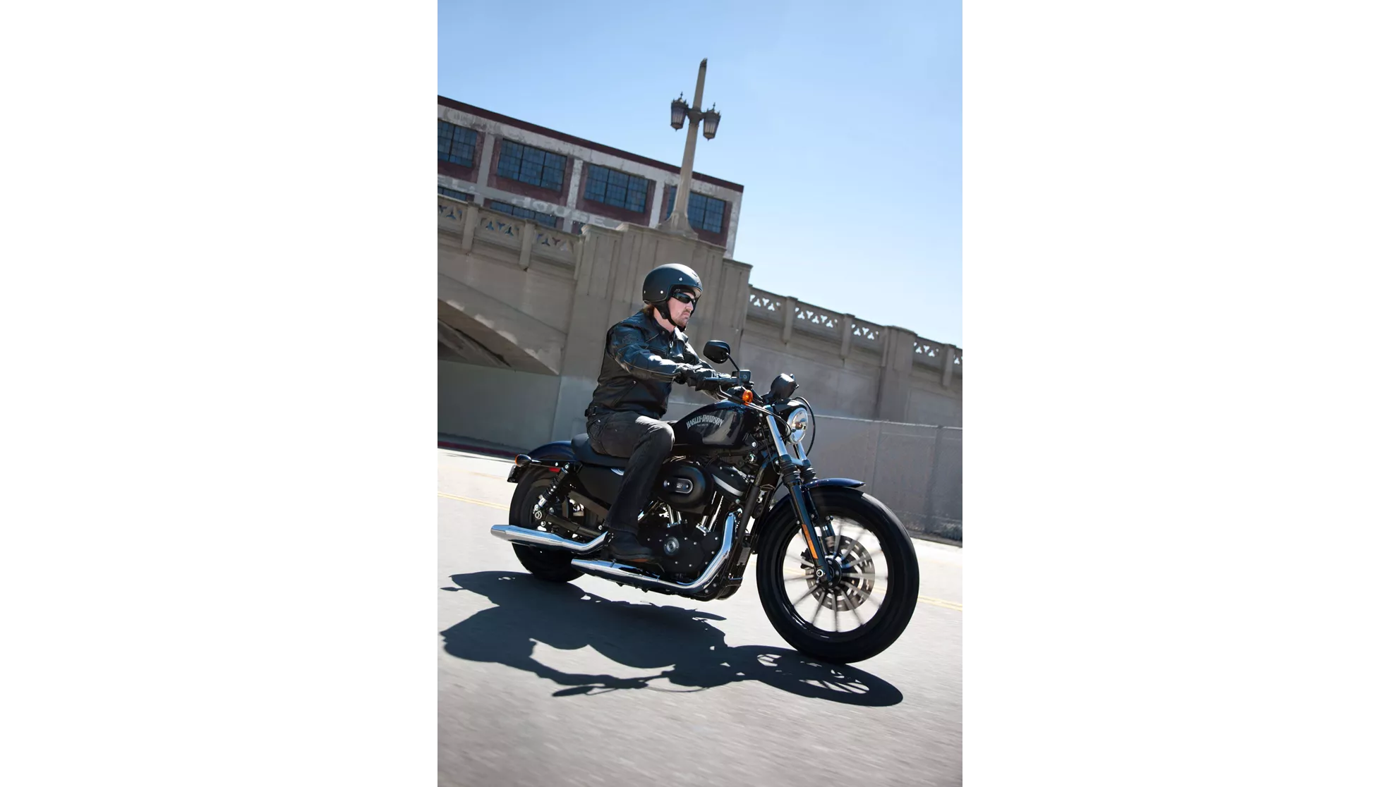 Harley-Davidson Sportster XL 883 N Iron - Image 6 Harley-Davidson Sportster XL 883 N Iron - Image 6