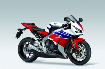Honda CBR1000RR Fireblade 2013 - Bild 2 Honda CBR1000RR Fireblade 2013 - Bild 2