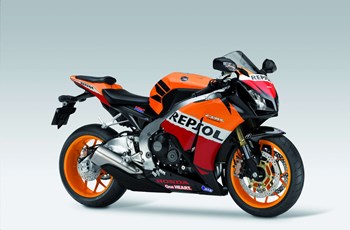 Honda CBR1000RR Fireblade 2013 - Bild 4 Honda CBR1000RR Fireblade 2013 - Bild 4
