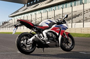 Honda CBR1000RR Fireblade 2013 - Bild 6 Honda CBR1000RR Fireblade 2013 - Bild 6