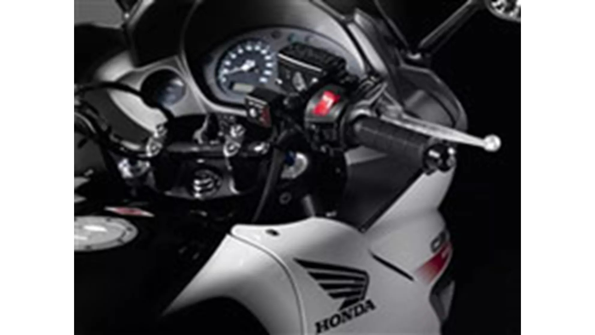 Honda CBF 600 S - Obrázek 7