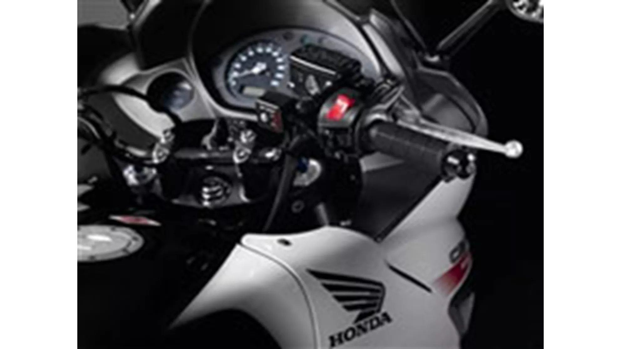 Honda CBF 600 S - Image 7 Honda CBF 600 S - Image 7