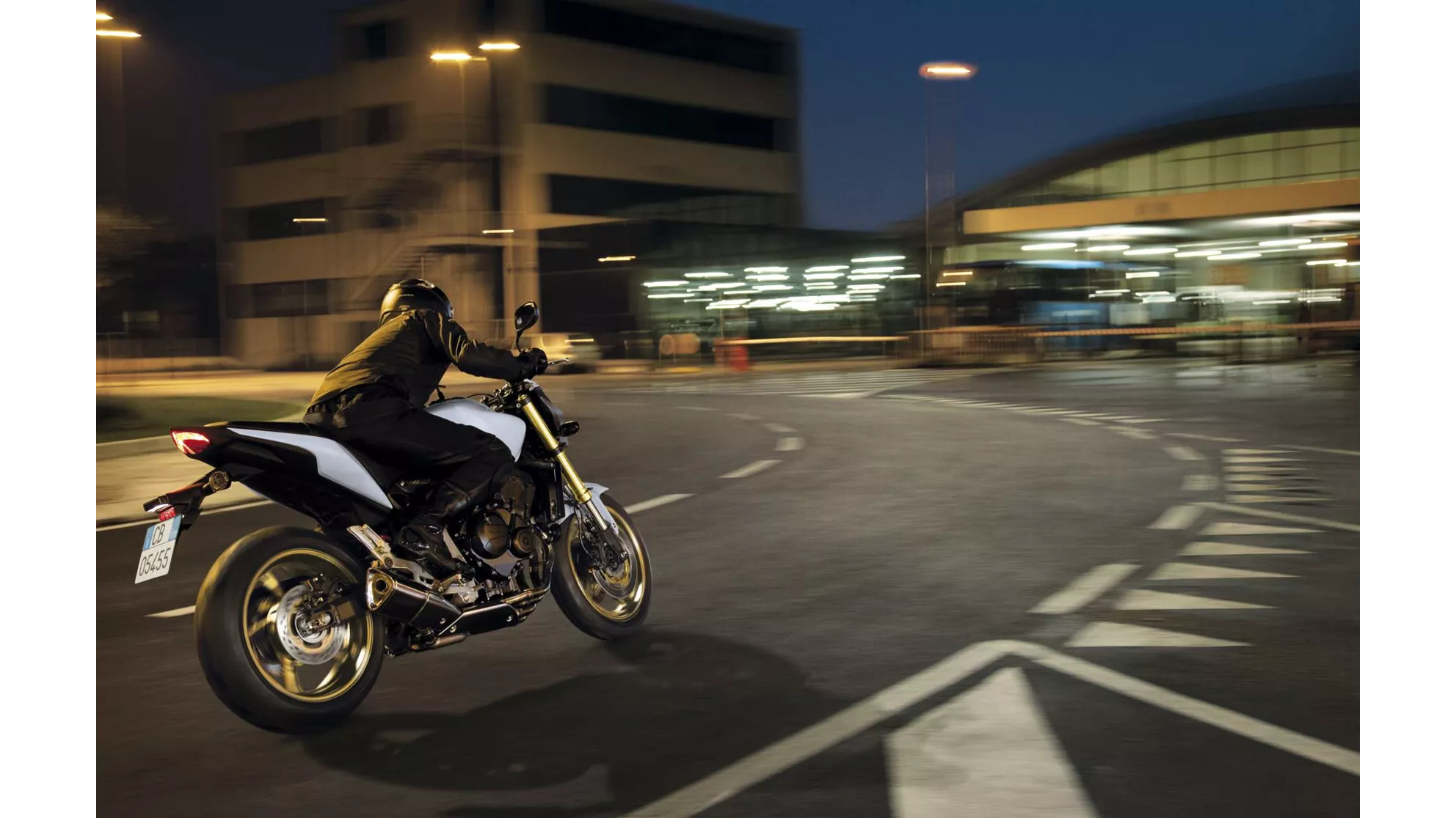 Honda CB 600 F Hornet - Image 3 Honda CB 600 F Hornet - Image 3