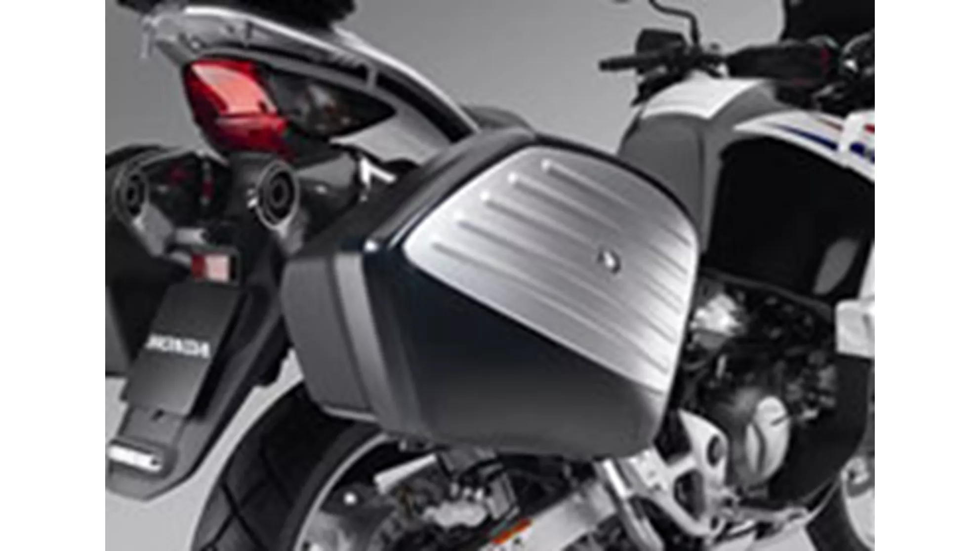 Honda XL 1000 V Varadero - Image 6 Honda XL 1000 V Varadero - Image 6