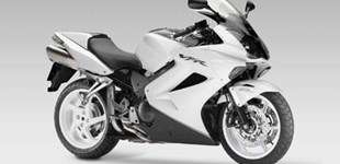 Honda VFR 800 F 2019 vs Honda VFR 800 F 2013