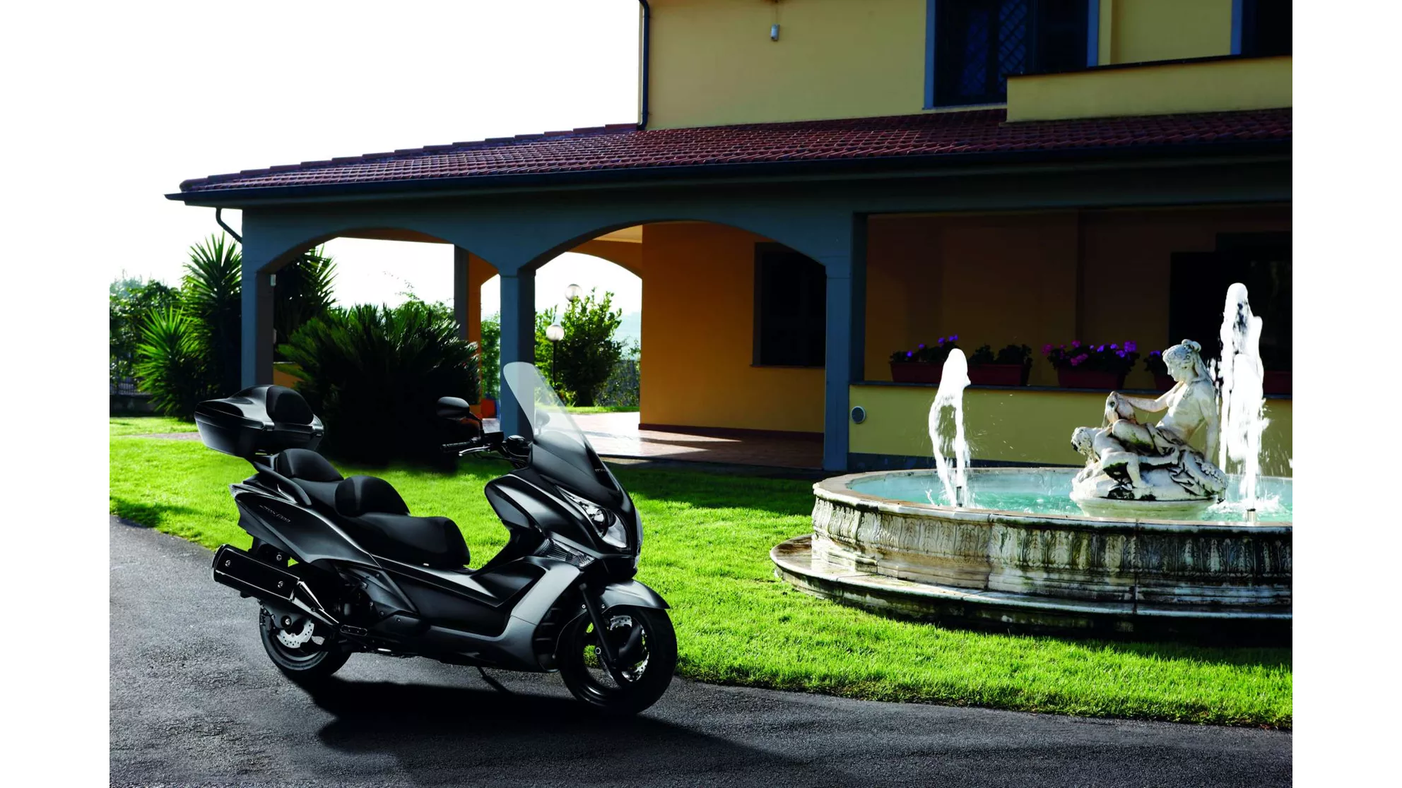 Honda SW-T 400 - Image 5 Honda SW-T 400 - Image 5