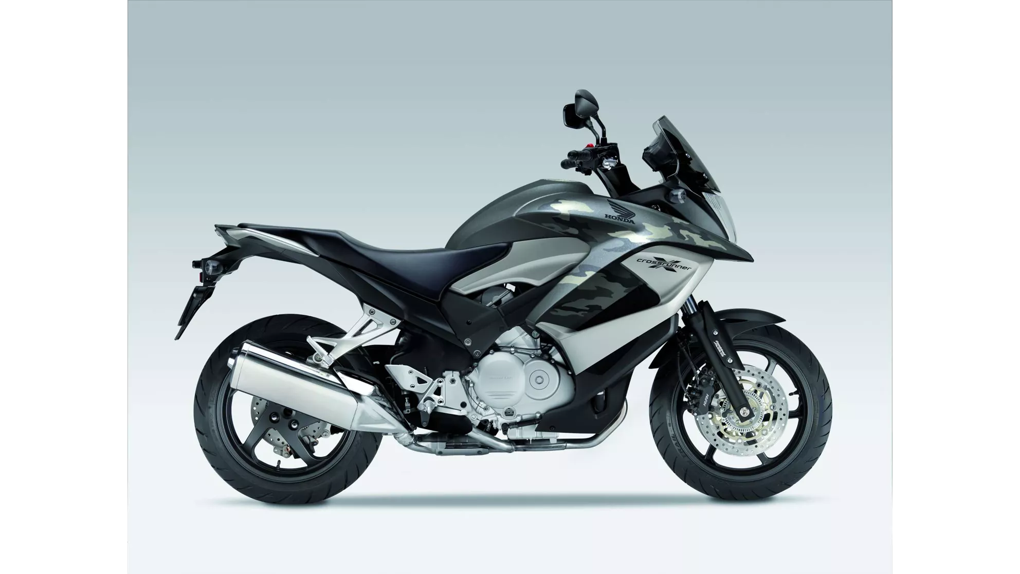 Honda VFR800X Crossrunner - Image 4 Honda VFR800X Crossrunner - Image 4