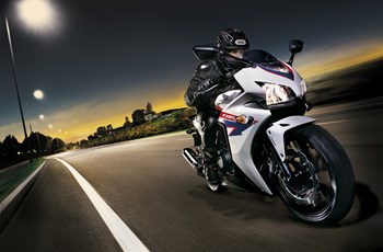 Honda CBR500R 2013 - Bild 4 Honda CBR500R 2013 - Bild 4