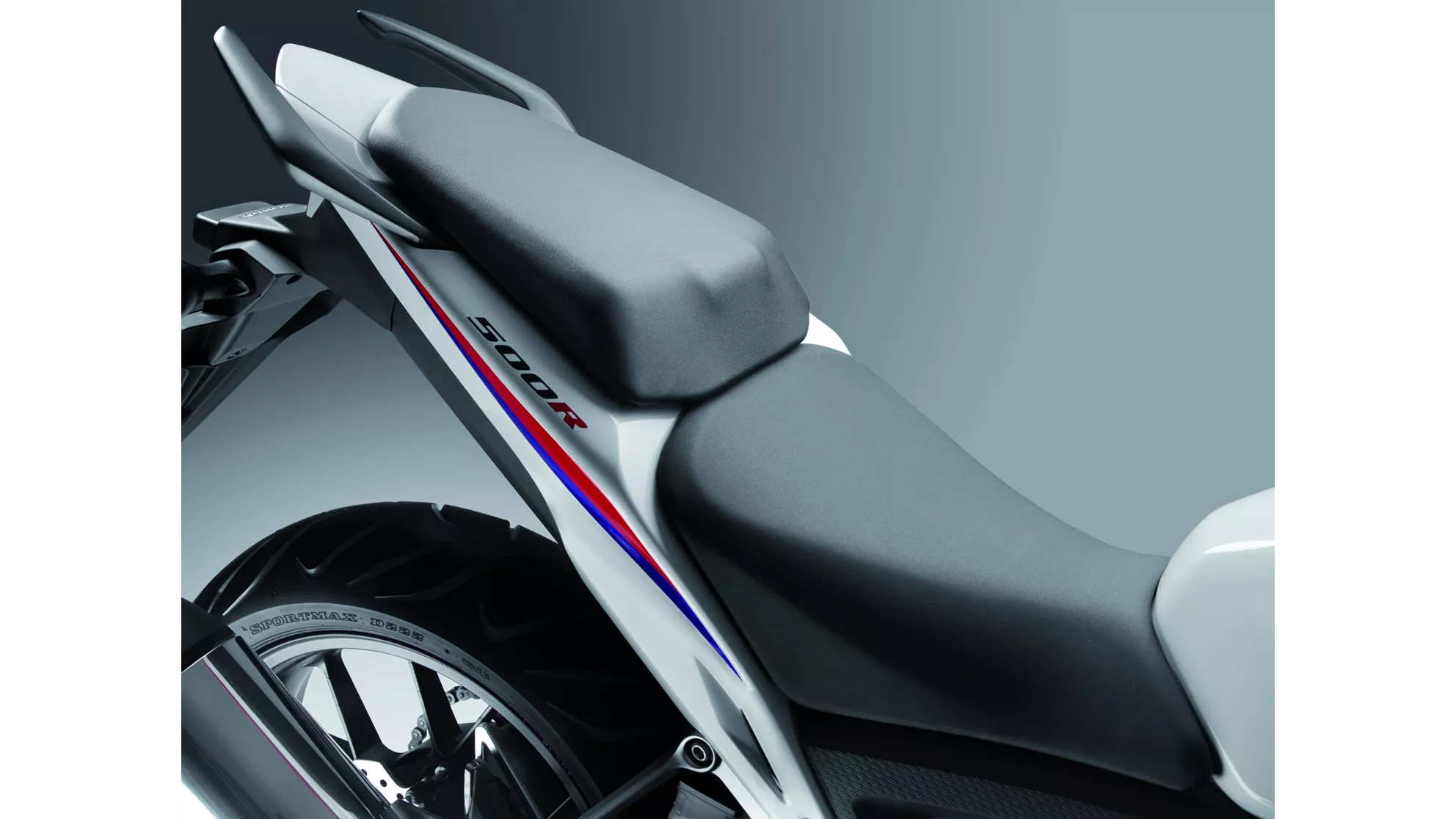 Honda CBR500R - Image 8 Honda CBR500R - Image 8