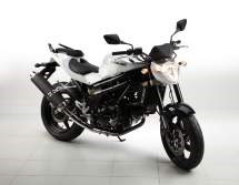 Hyosung GT 650i Naked 2013 - Bild 2