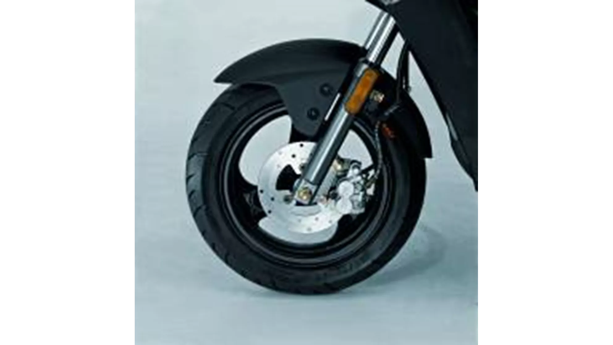 Kymco Agility 50 - Image 4 Kymco Agility 50 - Image 4