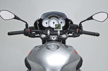 Moto Guzzi 1200 Sport 2013 - Bild 4