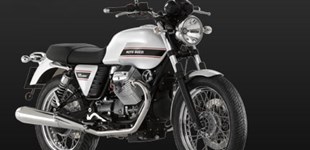 Mash Five Hundred 2019 vs Moto Guzzi V7 Classic 2013