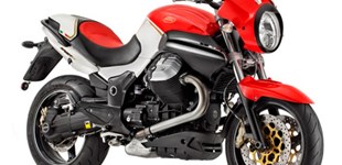 Moto Guzzi 1200 Sport Corsa 4V 2013 vs Moto Guzzi California EV Touring 2005