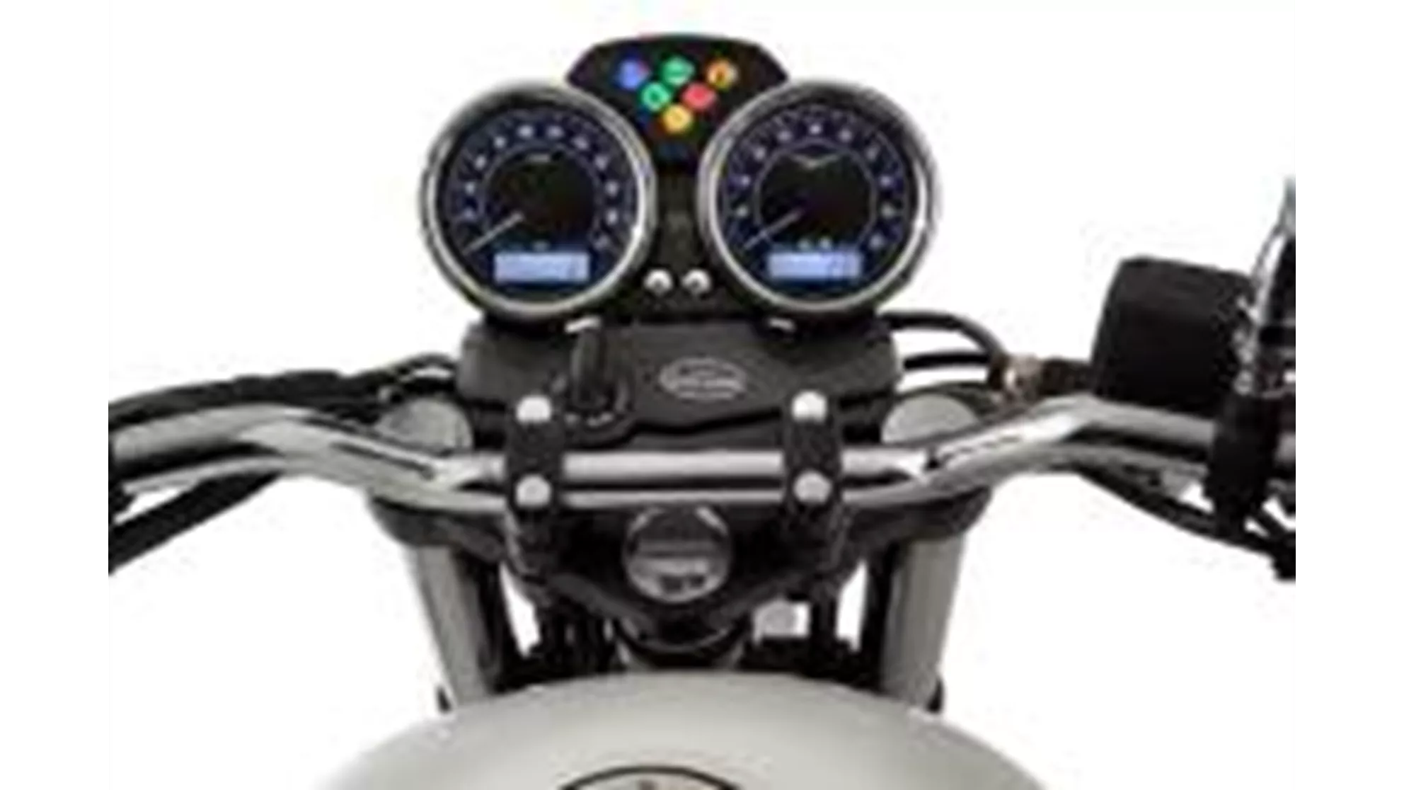 Moto Guzzi Nevada 750 Anniversario - Image 5