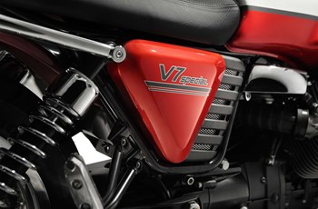 Moto Guzzi V7 750 Special 2013 - Bild 8 Moto Guzzi V7 750 Special 2013 - Bild 8