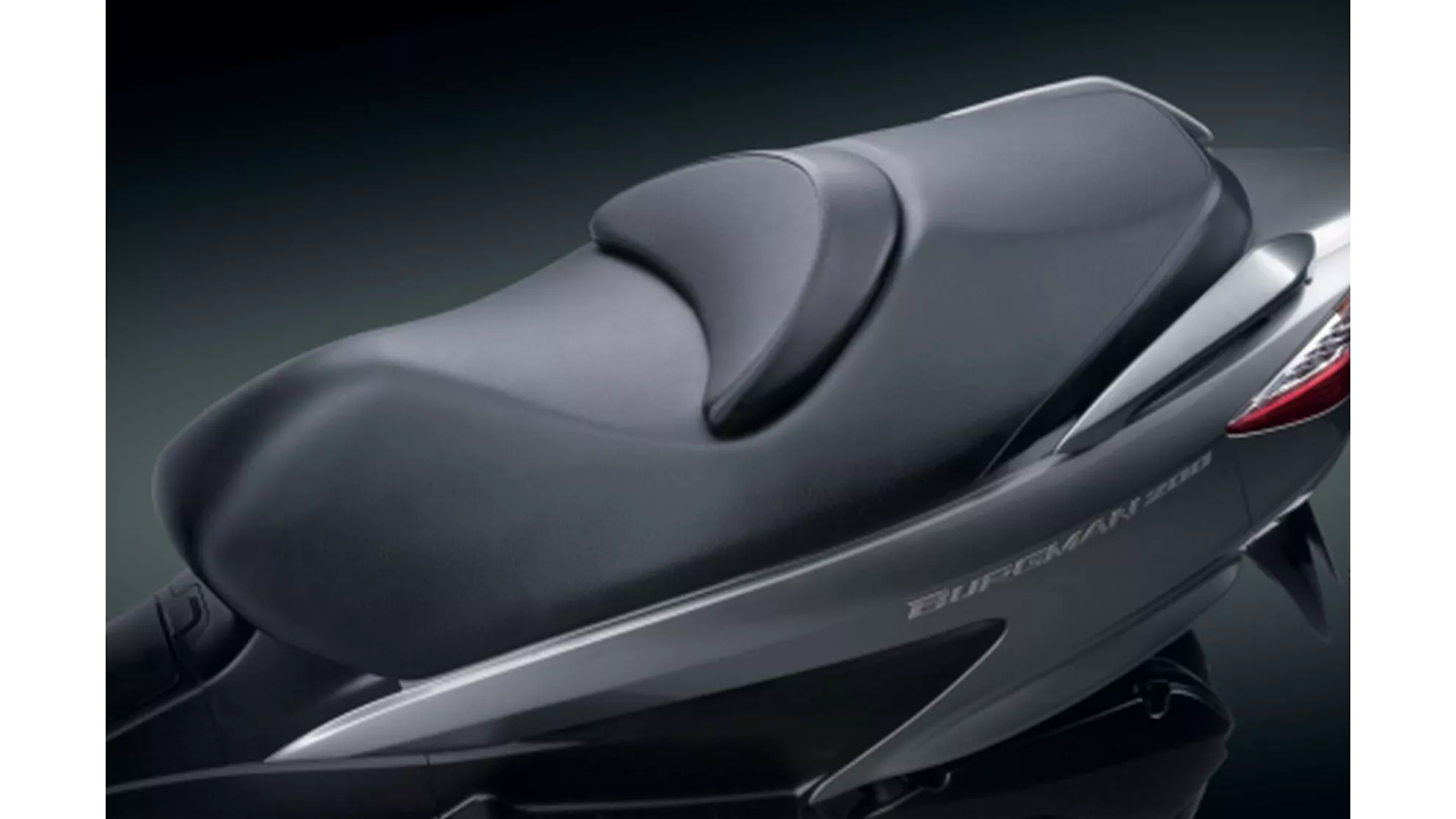 Suzuki Burgman 125 - Image 9 Suzuki Burgman 125 - Image 9