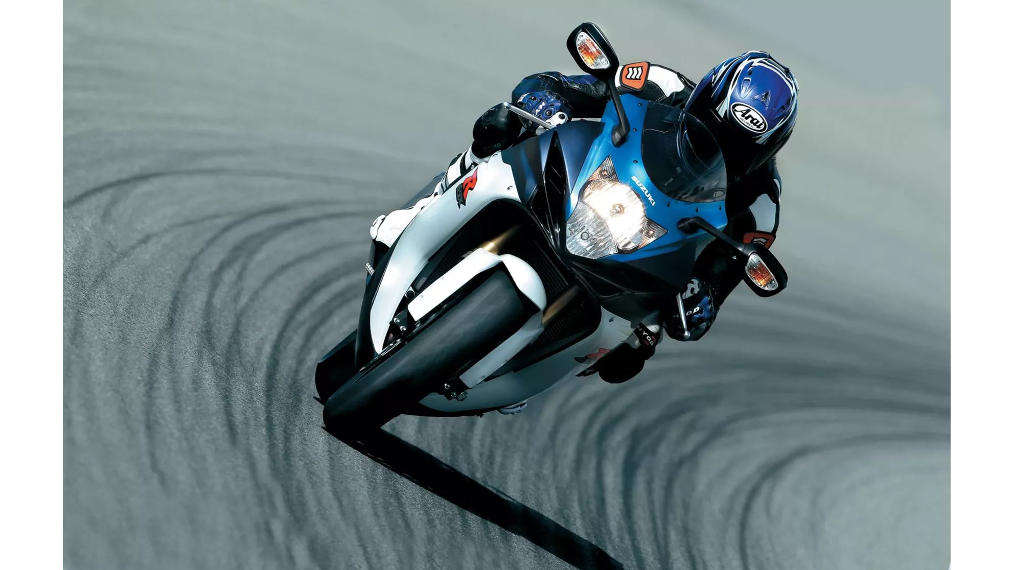 Suzuki GSX-R 750 - Image 3 Suzuki GSX-R 750 - Image 3