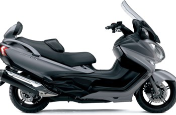 Suzuki Burgman 650 Executive 2013 - Bild 2 Suzuki Burgman 650 Executive 2013 - Bild 2
