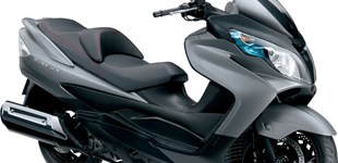 Yamaha XMAX 300 Tech MAX 2023 vs Suzuki Burgman 400 2013