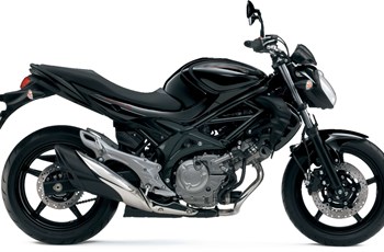 Suzuki SFV 650 Gladius 2013 - Bild 9 Suzuki SFV 650 Gladius 2013 - Bild 9